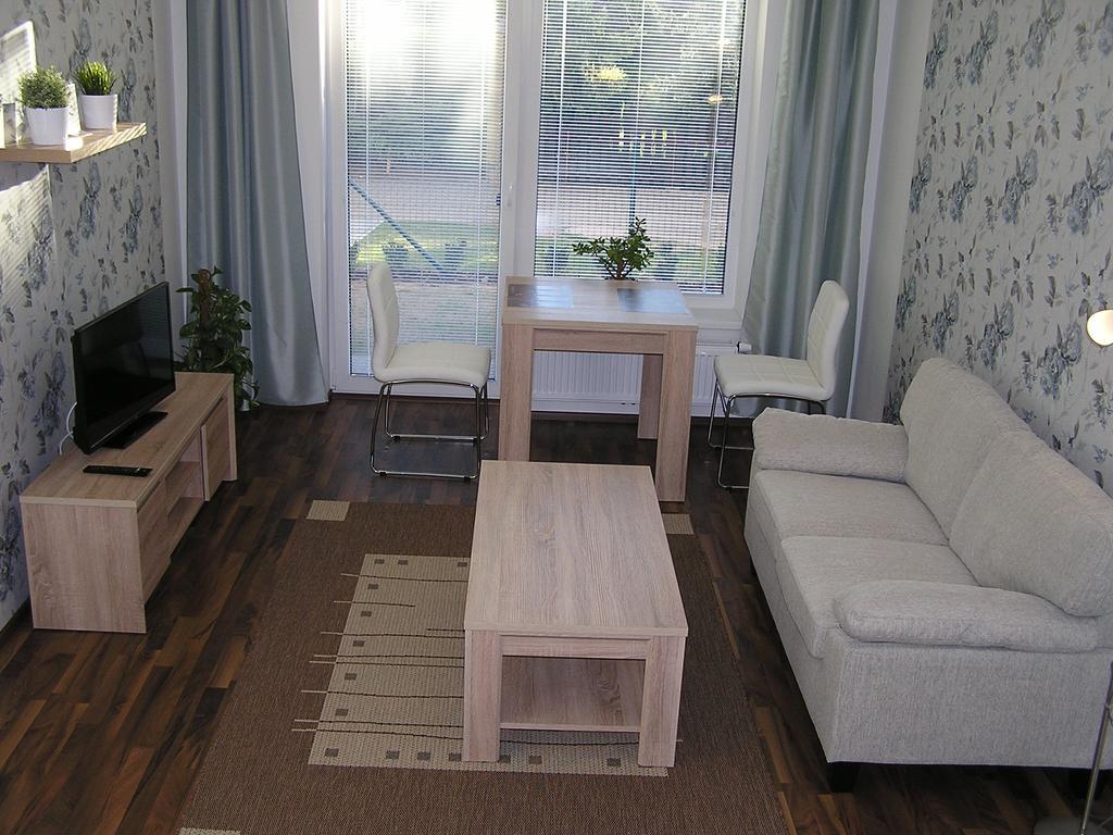 Gonda Apartments Hradec Kralove Exterior foto